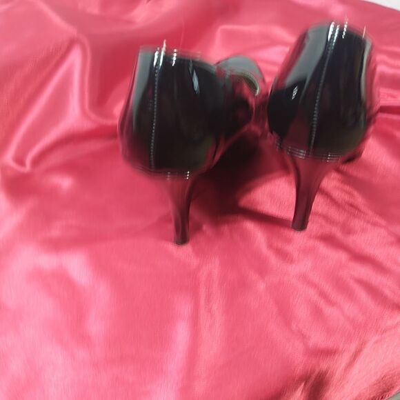Unlisted  Black Heels woman's SZ 10M - Picture 4 of 11